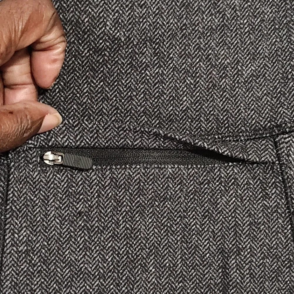 Lululemon Base Runner Half Zip size 10 - Picture 8 of 15